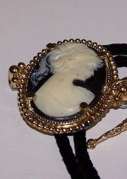 Bolo Bola Tie with White on  Black Cameo