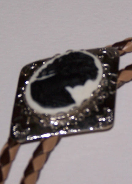 Bolo Bola Tie with Black on White Cameo II