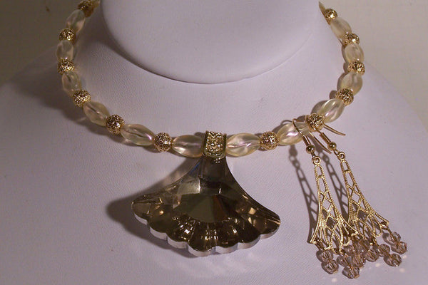 Crystal AB Fan Choker Set With Golden Filigree Accents