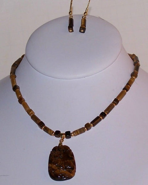 Carved Lion in Golden Tigereye Necklace Set