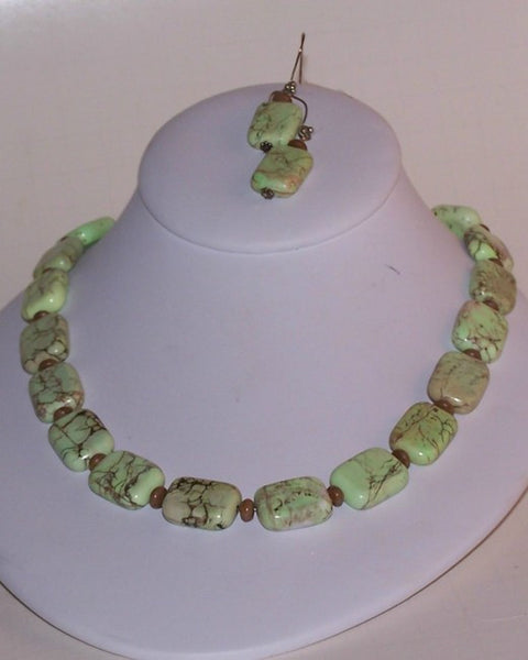 Green Howlite Necklace Set