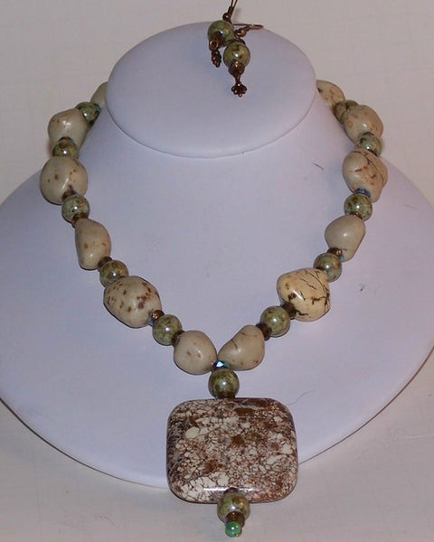 Magnesite with Granite