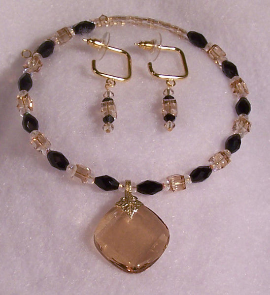 Golden Shadow with Black on Wire Choker Jewelry Set  II