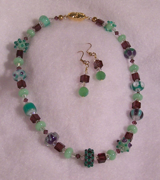 Green and Burgundy Art Bead Necklace Set