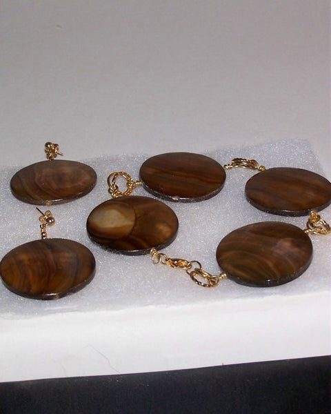 Mother-of-Pearl Circle Bracelet Set