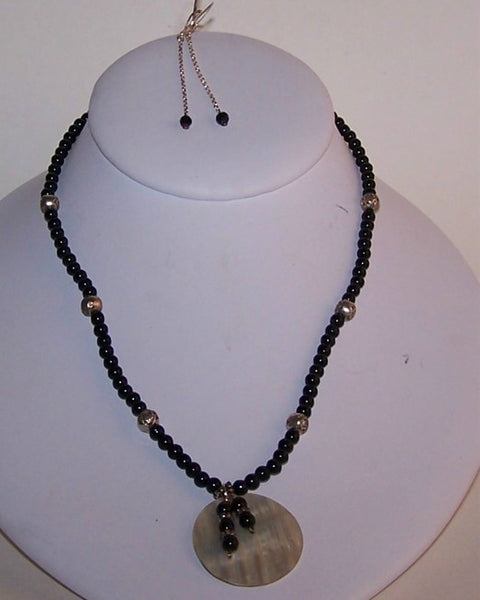 Mother of Pearl Focal on Black Beaded Necklace Set