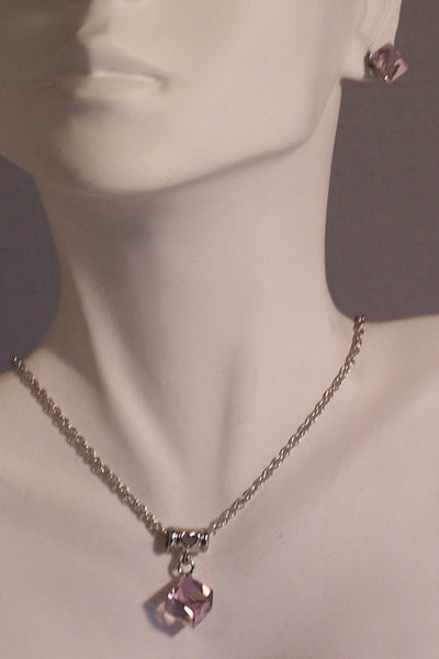 Light Amethyst Cube Pendant Set