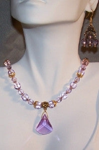 Lilac Triangular Drop Necklace Set