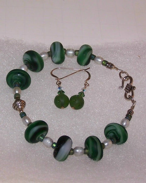 Dark Green Frosted Bracelet Set