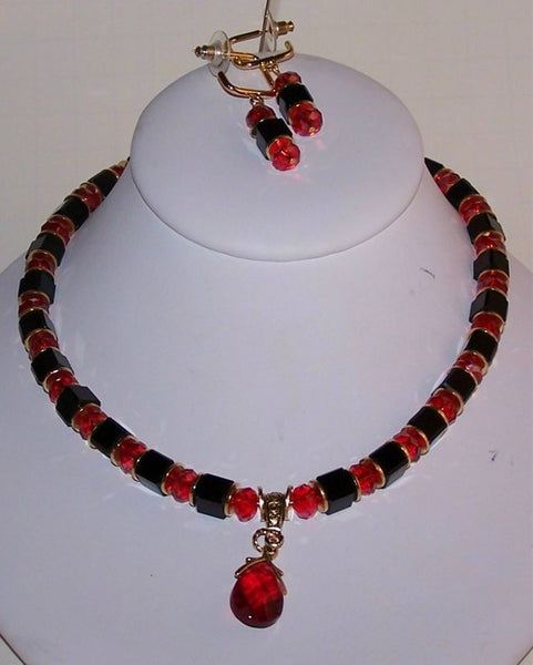 Red Drop on Black & Red Choker Set