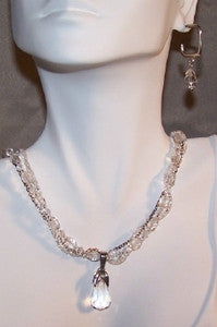 Crystal Necklace Set With Silver Chain