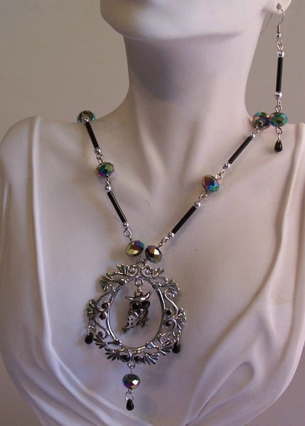 Owl on Black Crystal Jewelry Set