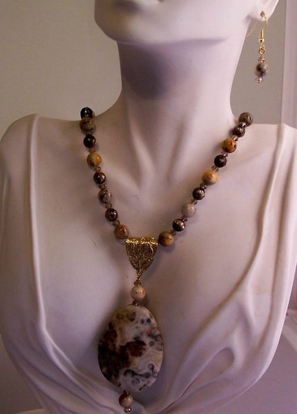 Crazy Lace Agate Pendant Necklace Set