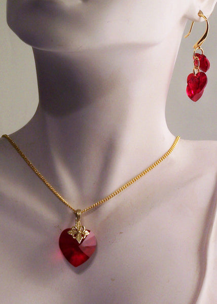 Swarovski Crystal Siam Crystal Red Hearts Gift Set